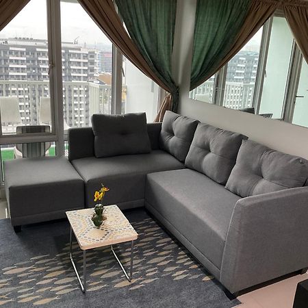 Sea 2-Br Unit With Free Parking Near Mall Of Asia 帕赛 外观 照片