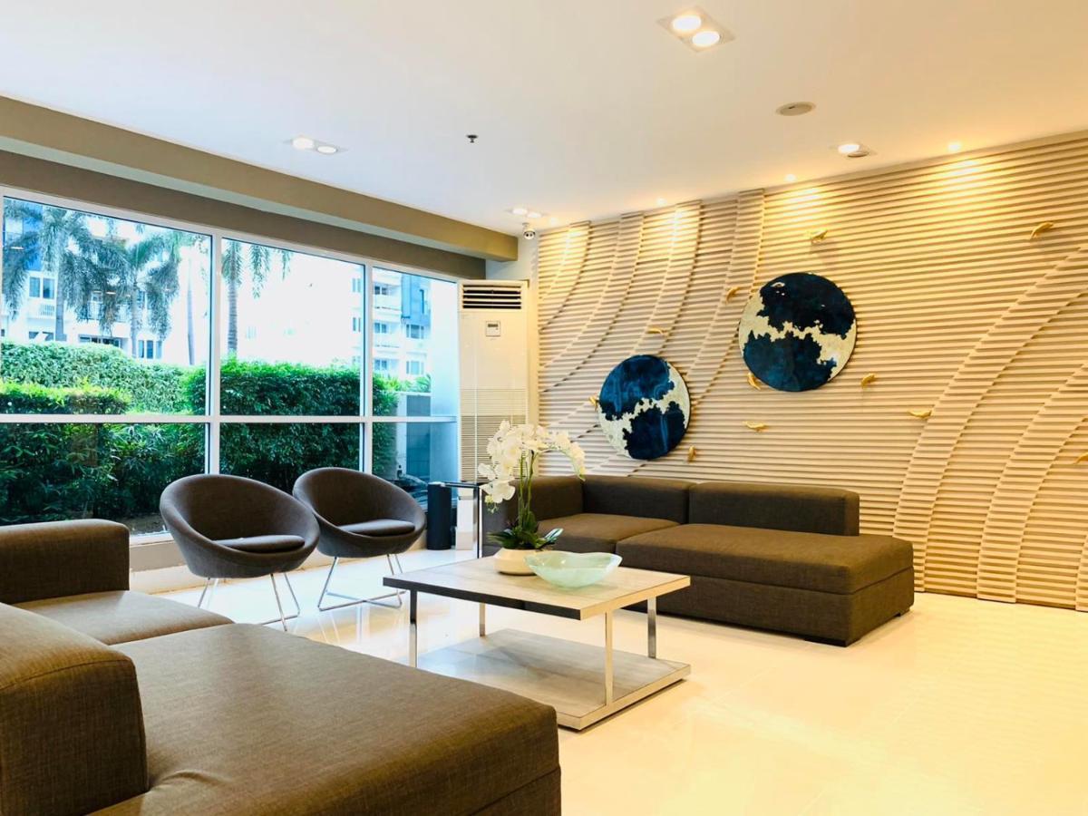 Sea 2-Br Unit With Free Parking Near Mall Of Asia 帕赛 外观 照片