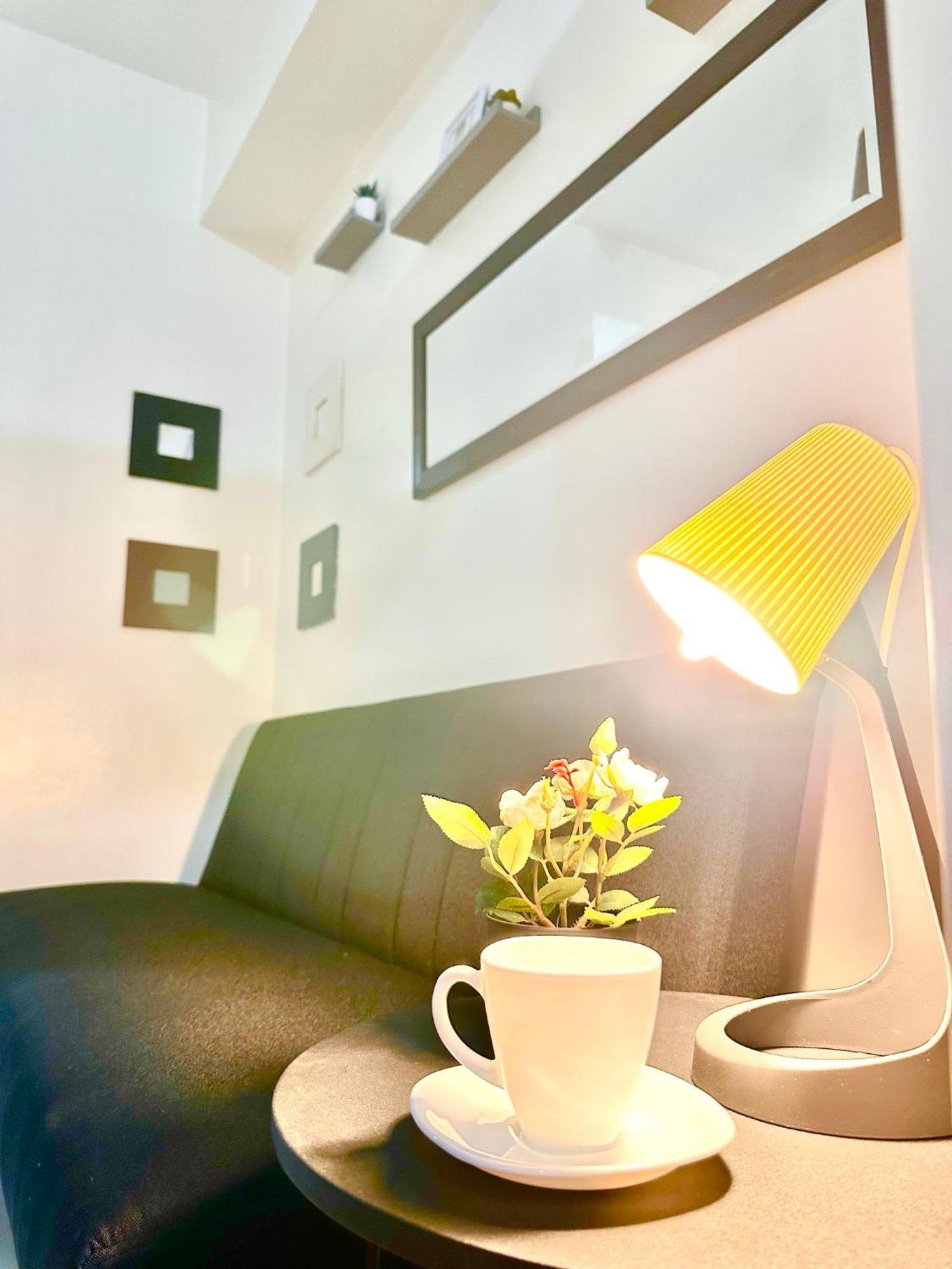 Sea 2-Br Unit With Free Parking Near Mall Of Asia 帕赛 外观 照片