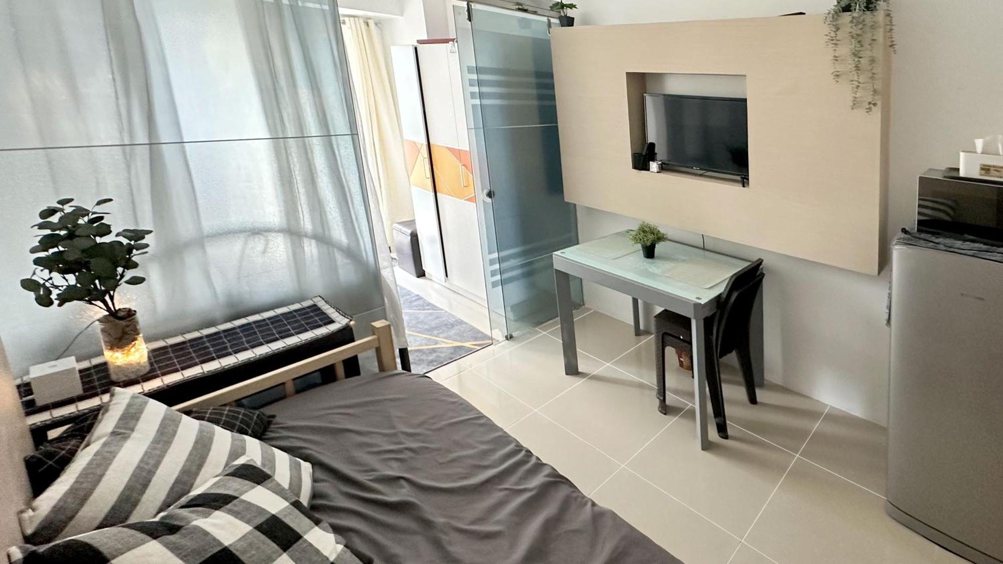 Sea 2-Br Unit With Free Parking Near Mall Of Asia 帕赛 外观 照片